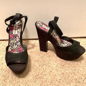 Steve Madden black suede platform sandals.